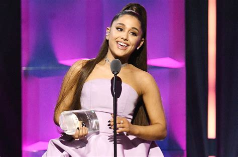 Ariana Grandes Woman Of The Year Speech At Billboard Women In Music