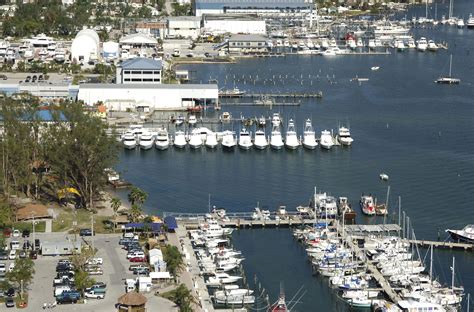Coming off exit 52, make left and follow road to end. Viking Yacht Service Center in Riviera Beach, FL, United ...