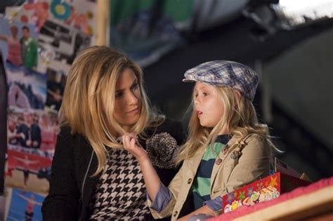 Es hija de los actores eugenio derbez y gabriela michel, y es hermana de vadhir derbez, josé eduardo derbez y aitana derbez y nieta de silvia derbez. No se aceptan devoluciones (2013) - El Séptimo Arte