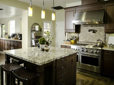 When you buy kitchen cabinets online through our free online design service, you are covered by the cabinets.com designer reassurance program, which ensures the correct cabinets and moldings are ordered to successfully complete your kitchen project. Oakland Cabinets and Countertops Low Price Deals in NJ