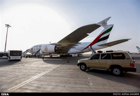 بزرگترین هواپیمای مسافری دنیا در فرودگاه امام عکس