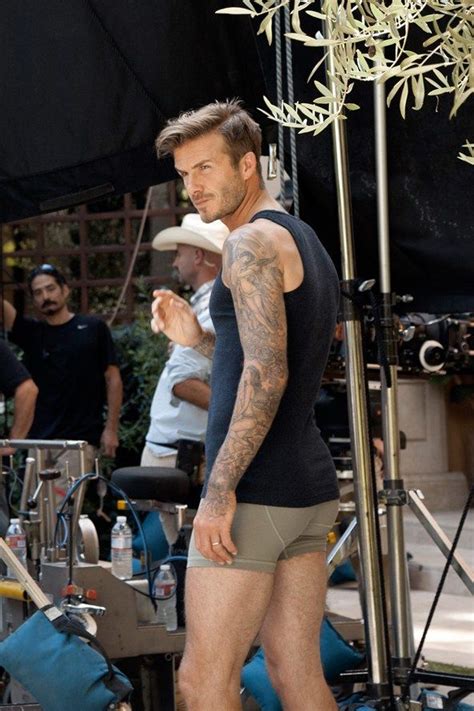 Pin By Mellie Mello On ★hotties★ David Beckham Beckham Celebrities Male