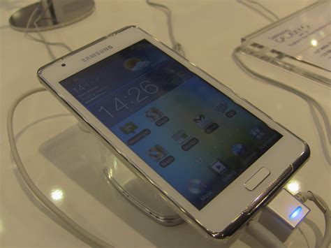 Hands On With The Samsung Galaxy S Wi Fi 42 Mwc 2012 Phandroid