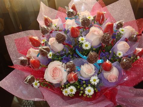 Cara buat jambangan duit ll bouquet duit ll money bouquet tutorial easy and simple. ChocHarf: Jambangan Ros Coklat Utk Buah Hati