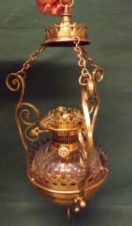 The use of oil lamps began thousands of years ago and continues to this day, although their use is less common in modern times. Antiques Atlas - Victorian Hinks Hanging Brass & Glass Oil ...