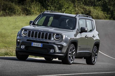 Jeep Renegade 4xe Plug In Hybrid 2021 Reviews Complete Car