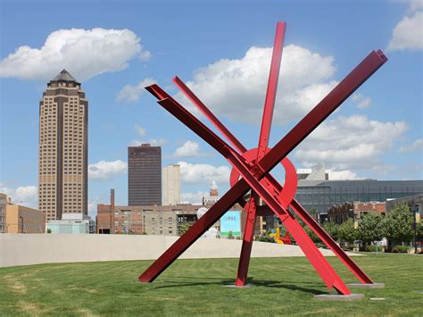T Greater Des Moines Public Art Foundation