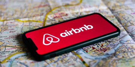Airbnb To House 20000 Afghan Refugees To Aid The “first Chapter In