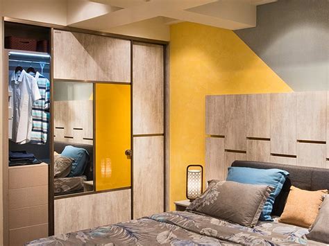 Find top online wardrobe designers professionals for renovation, modification of residential in india. Know All About Bedroom Wardrobe Designing - HomeLane Blog