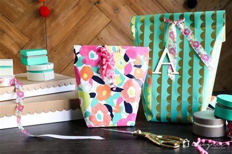 Slide the gift bag out of the box frame. How to Make a Gift Bag from Wrapping Paper ...