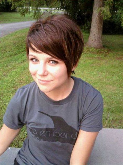 So, it is your duty to make sure that you have chosen an appropriate colour or haircut as well as style if you want to be satisfied with the end result. Hair style Idea: March 2014