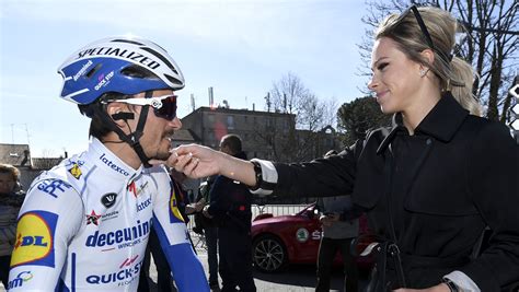 The latter is the fruit of his love with the cycling champion julian alaphilippe, who has shared his life for less than two years. Tour de France : L'Humanité retire une caricature ...