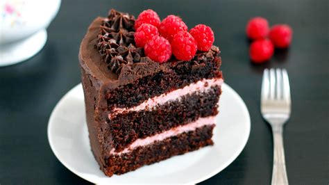 Red Wine Chocolate Raspberry Cake Filling Icing