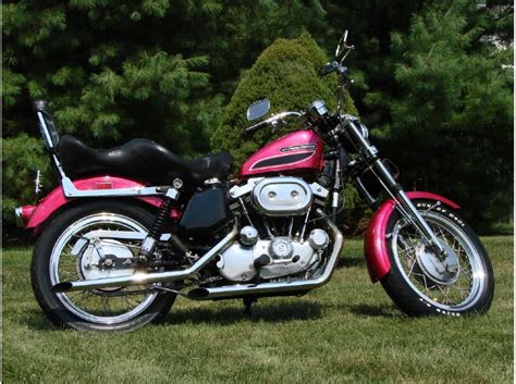 Things changed for the better in 1971, with the electric starter, better ignition system, and new engine 5. 1972 Harley-Davidson Sportster 1000 XLH for sale on 2040-motos
