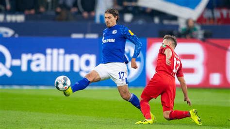 Aktuelle nachrichten, spielberichte, highlights, transfers, interviews, faninfos und vieles mehr auf einem blick. Benjamin Stambouli (FC Schalke 04): Jochen Schneider ...