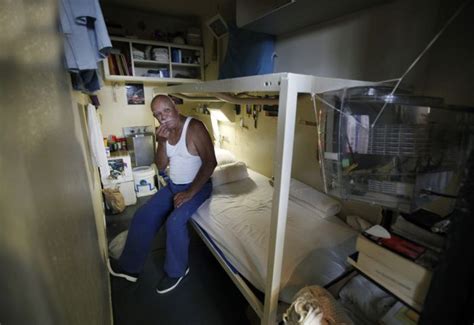 Inside San Quentin State Prison 27 Pics