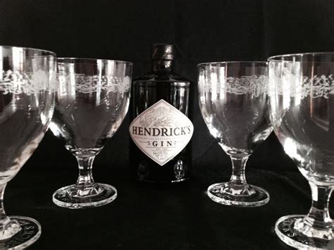 Beautiful Rare Hendrick´s Gin Large Glasses 4x Vintage Collectibles