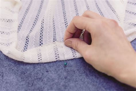 How To Sew With Sweater Knits Seamwork Magazine Sewing Techniques