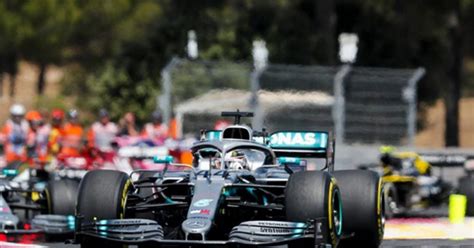 En contraste avec une saison de formule 1 pour le moment sans véritable suspens, le grand prix d'autriche risque de nous réserver de belles surprises ! Comment voir le Grand Prix d'Autriche de Formule 1 (F1) en ...