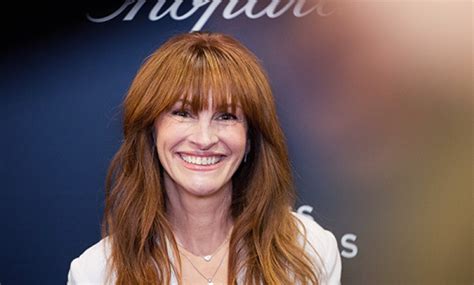 Julia Roberts Debuts Bangs In New Hair Makeover Before And After