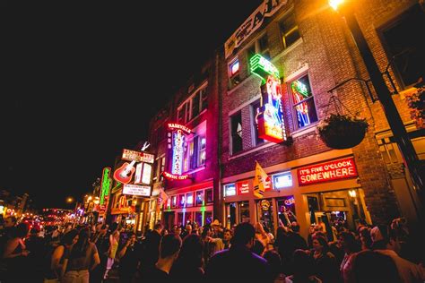 After a helluva lot of careful consideration, we've whittled all of brighton's fine drinking establishments down to our top 10 watering holes for you to tick off your bucket (and spade) list next time you're in town. Top 10 Country Music Honky-Tonks in Nashville