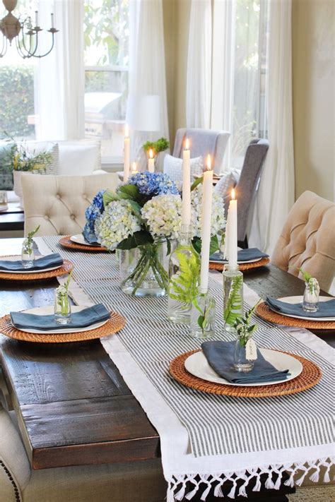 The art of table setting is actually simple once you understand a few basics. Dining Table Centerpiece Ideas (Formal and Unique Table ...