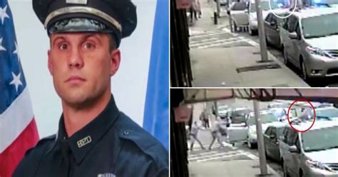 Shocking Video Shows Cop Being Shot In Face By Gunman World News