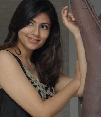 Indian Actress Vanya Mishra Latest HD Photos