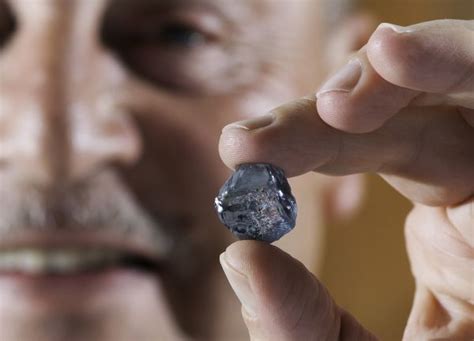 This Extremely Rare 256 Million Blue Diamond May Reveal Earths