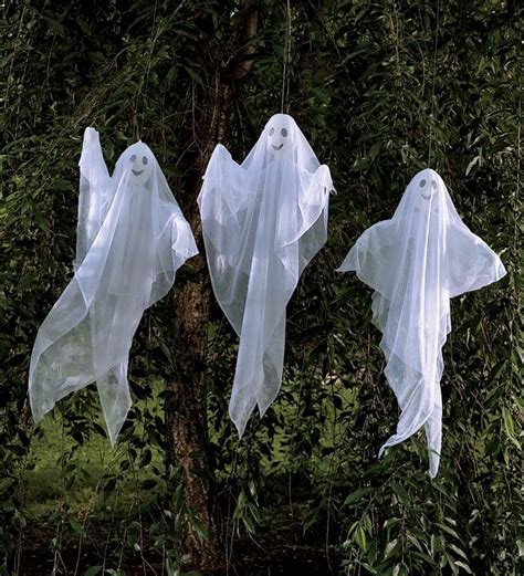 Set Of 3 Lighted Hanging Ghosts Plowhearth