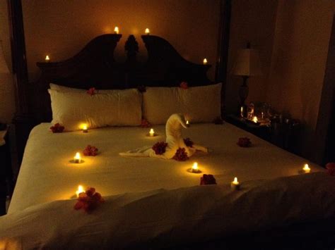 Rose Petals On Bed With Candles Valentines Day Pinterest Romantic