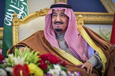 Keduanya ditangkap di rumahnya pada jumat (6/3) karena. Raja Arab Saudi Salman Al Saud Minta Hidangan Makanan ...