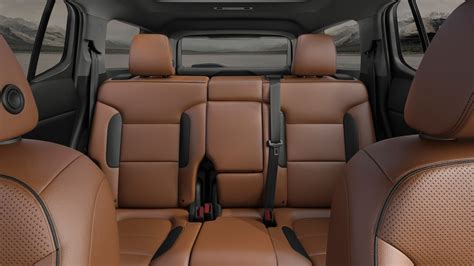 Interior Features   2020 GMC Acadia AT4   Mid Size SUV