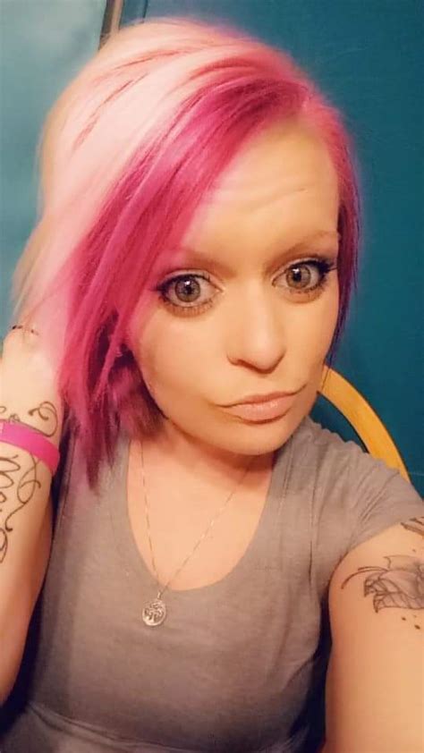 Find friendship, search inmate personal profiles and help create a positive atmosphere for female prisoners and women in jail. LostVault.com: Prison Pen Pals - Free Pen Pal Ads for ...