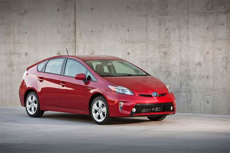 The shape is a visual symbol effortlessly conspicuous on. 2016 Toyota Prius Rumor Roundup: 60 MPG, AWD, Lithium-Ion ...