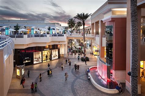 Luxury Shopping In San Diego Malls Shopping Centers And Boutiques