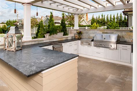 Outdoor Kitchen Granite Countertops Things In The Kitchen