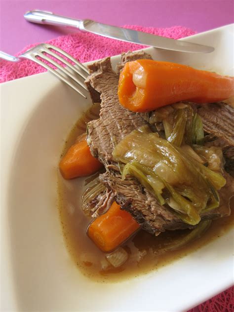 Paleron façon boeuf bourguignon Facon Pot Roast Gras Ethnic Recipes