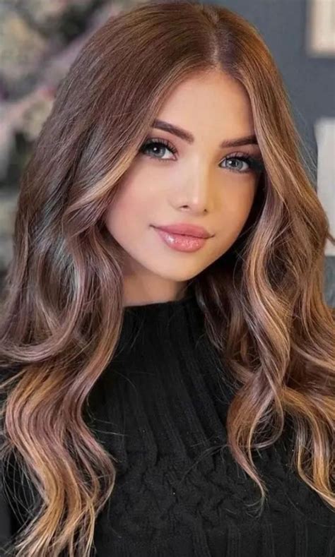 Pin By Wihr1380 On Красивые девушки Beauty Girl Long Hair Styles