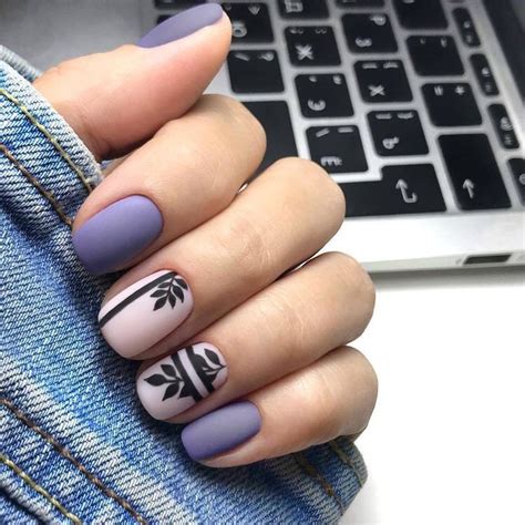 Ninguna fashionista tiene su look completo si sus uñas no están presentables. 59+ Fantásticos Diseños de Uñas en Tendencia (2020) | Uñas cortas redondas, Estilos de uñas ...