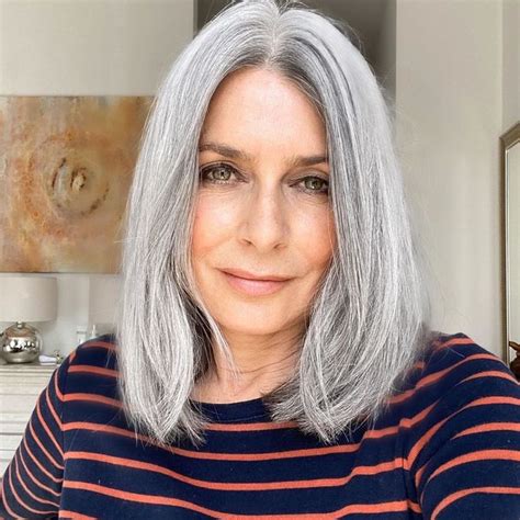 Transitioning To Gray Hair 101 New Ways To Go Gray In 2024 Hadviser