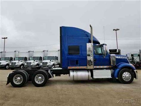 International Lonestar 2016 Sleeper Semi Trucks