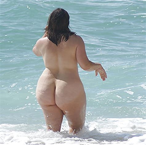 BBW Nude Beach Ass
