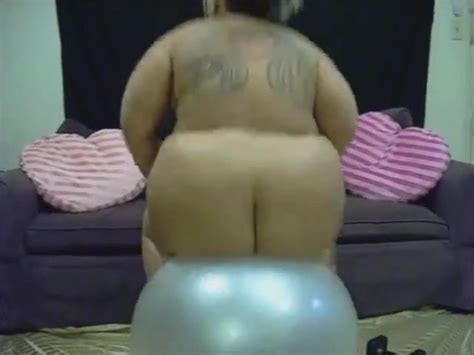 Emo Bbw Barbi Doll Is Bouncing On A Yoga Ball Free Porn C1