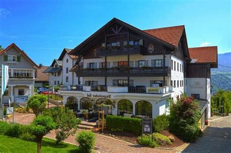 Das gästehaus bietet eine überwältigende aussicht auf den naturpark nagelfluhkette mit dem Hotel am Rathaus Oberstaufen - Official Discount Code (2021)