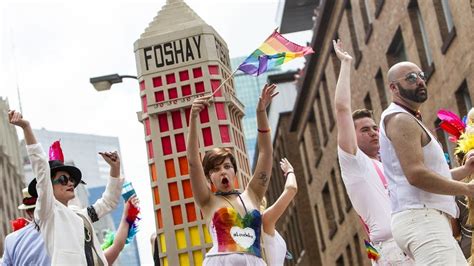Pride Fest Leaders Apologize Invite Cops To March In Parade Mpr News