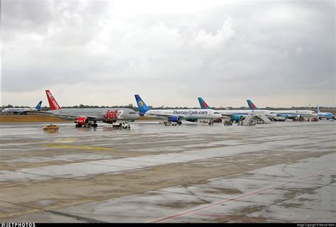 Flightradar24 is the world's most popular flight tracker. LEAL | Airport | Ramp | Manuel Marin | JetPhotos