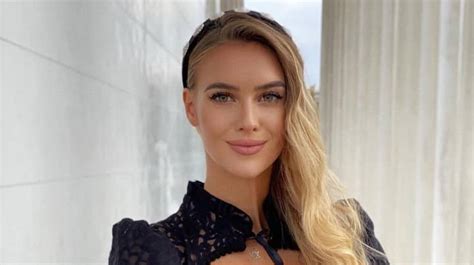 Model Claims Her Instagram Keeps Getting Deleted Because Shes Too Pretty