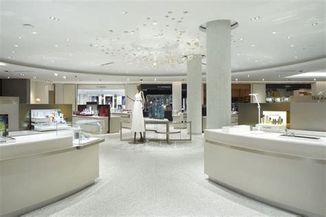 Saks Fifth Avenue Flagship Store By Cbx Houston Texas Retail