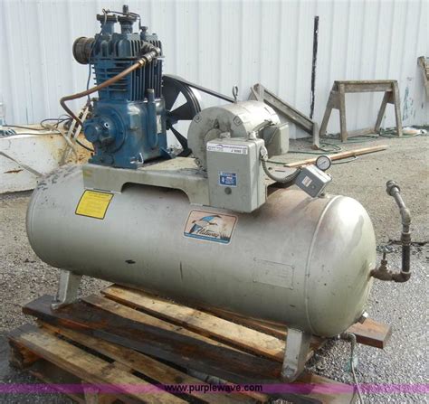 National 200 Gallon Air Compressor In Tonganoxie Ks Item J9392 Sold